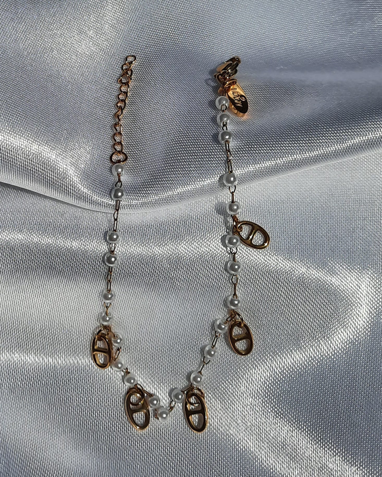 Armband met parels en link bedels