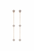 Lange studs triple flower witte achtergrond