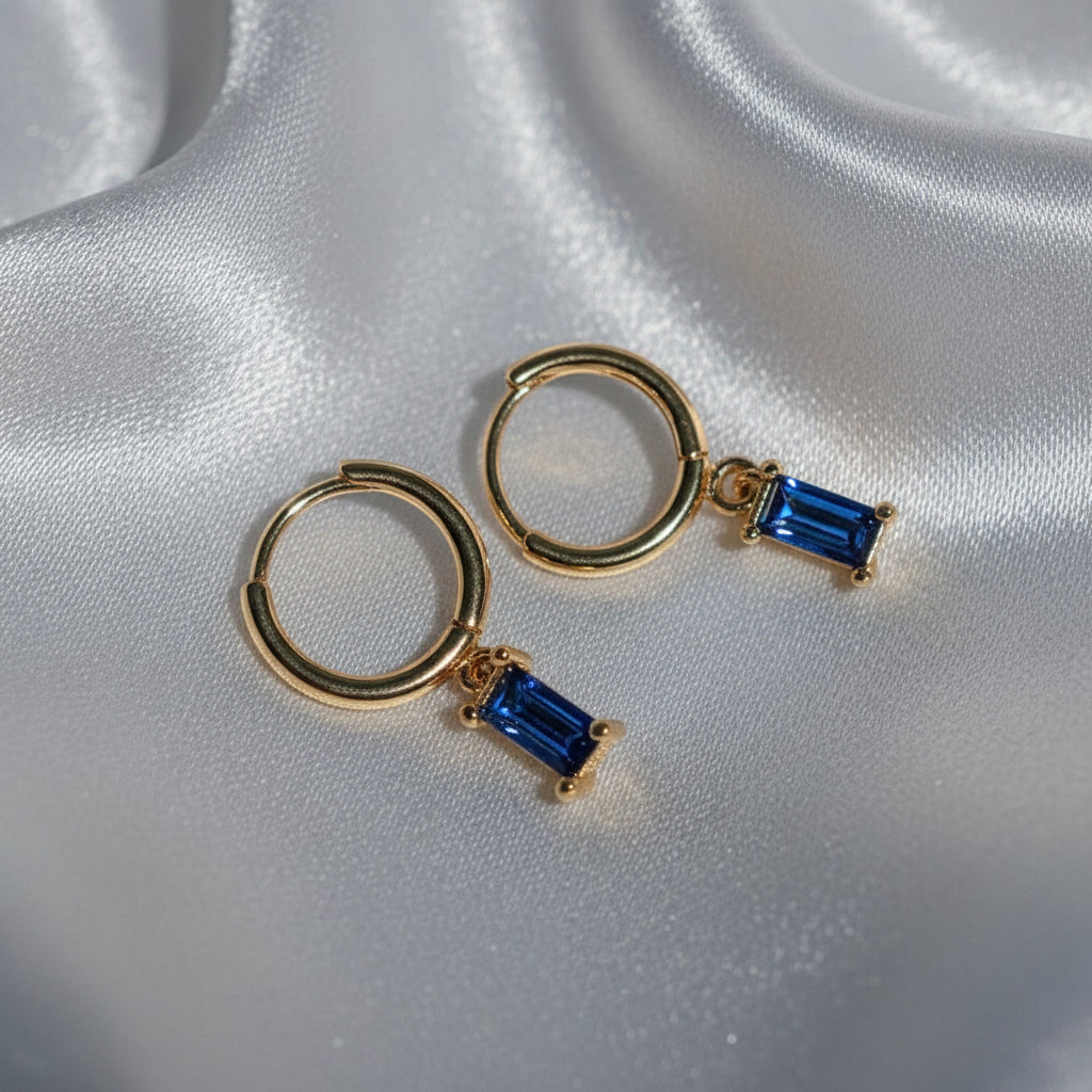 Oorringetjes Classic drop blauw (Folie à Trois)