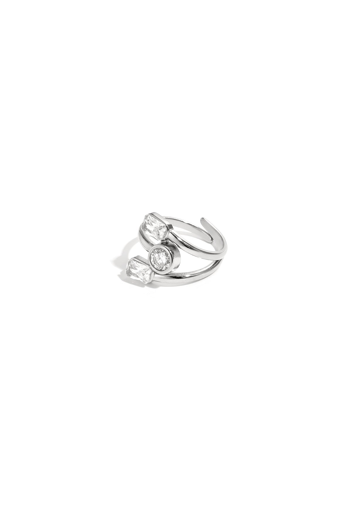 Ring met zirkonia stenen