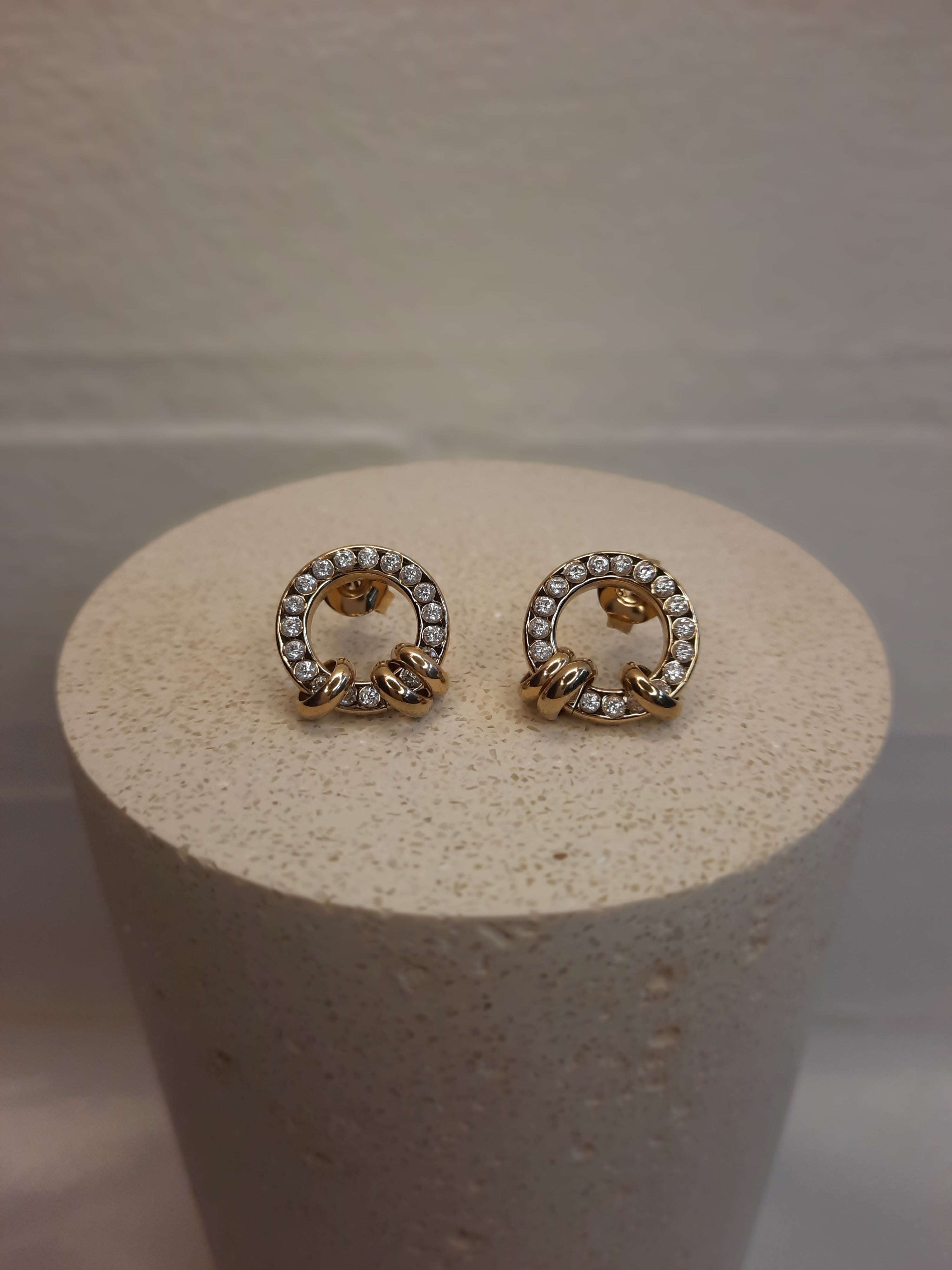 Studs met strass steentjes en ringetjes