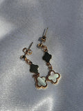 Oorhangers met witte bloem