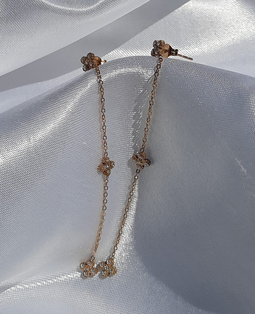 Lange studs triple flower