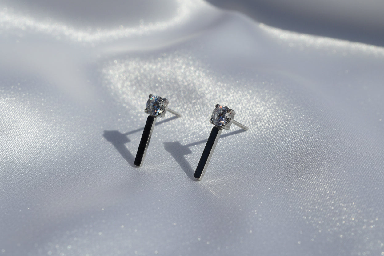 Zilveren studs strass/staaf